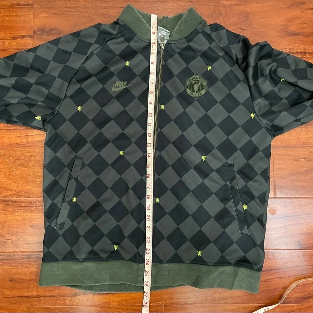 Nike Manchester United Soccer Club Jacket Size Large